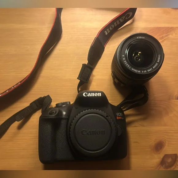 Canon EOS Rebel 7 Black DSLR Camera - Picture 4 of 9